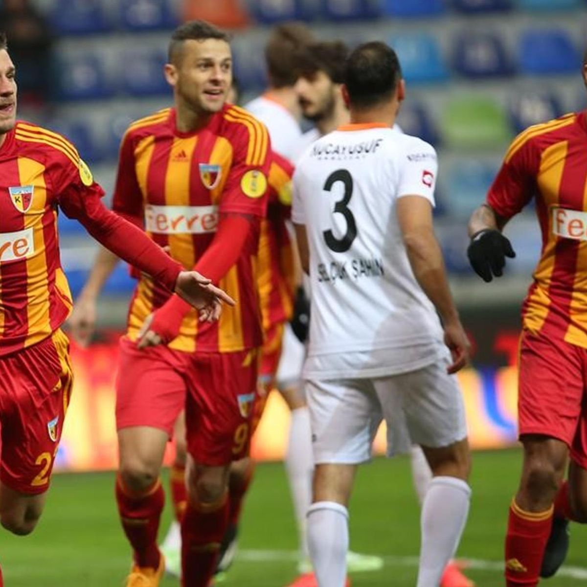 2014-2015 T. Kupası KAYSERİSPOR - ALTINORDU 3-0 Maç Görseli