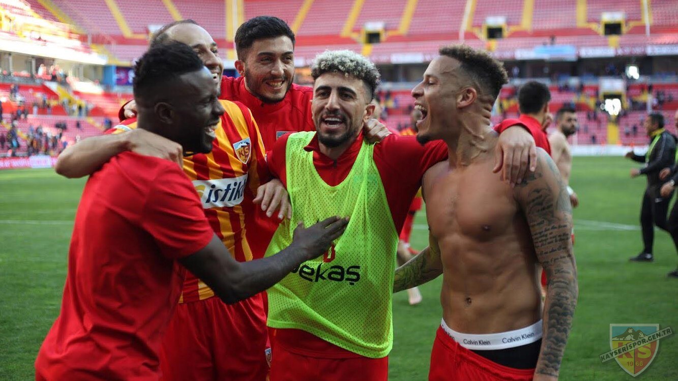 2018-2019 Süper Lig KAYSERİSPOR - KASIMPAŞA 2-1 Maç Görseli