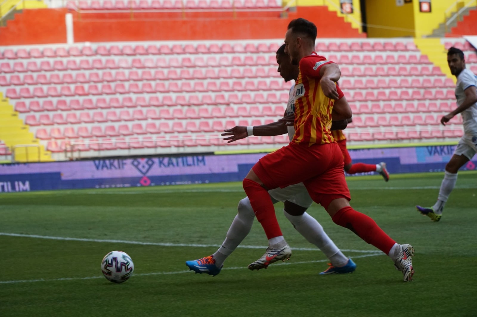 2020-2021 Süper Lig KAYSERİSPOR - KASIMPAŞA 1-0 Maç Görseli