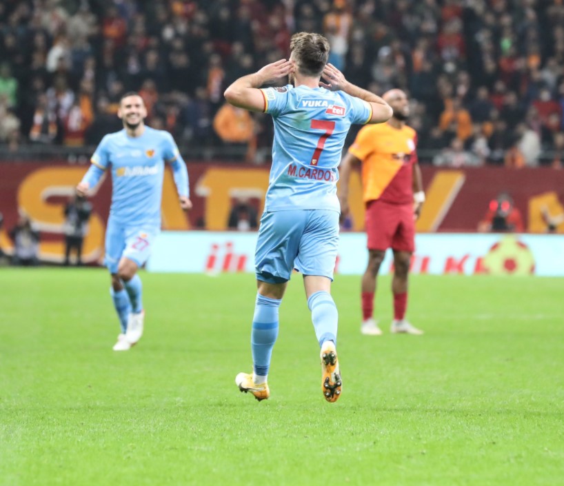 2021-2022 Süper Lig GALATASARAY - KAYSERİSPOR 1-1 Maç Görseli