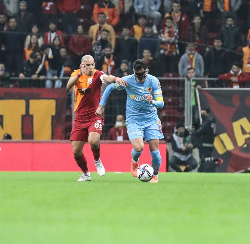 2021-2022 Süper Lig GALATASARAY - KAYSERİSPOR 1-1 Maç Görseli