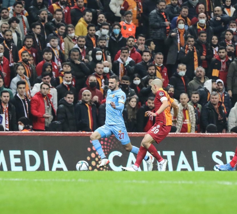 2021-2022 Süper Lig GALATASARAY - KAYSERİSPOR 1-1 Maç Görseli