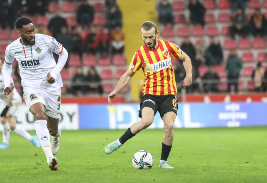 2021-2022 Süper Lig KAYSERİSPOR - ALANYASPOR 1-2 Maç Görseli