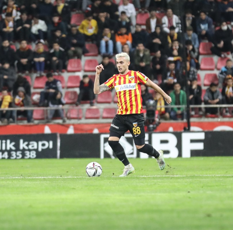 2021-2022 Süper Lig KAYSERİSPOR - ÇAYKUR RİZESPOR 1-1 Maç Görseli