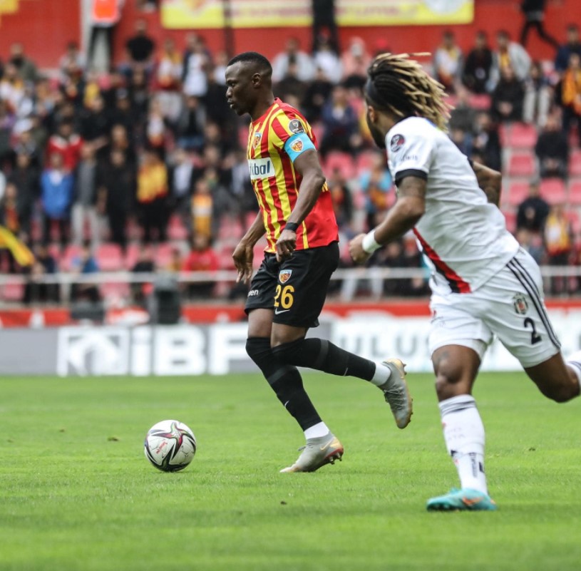 2021-2022 Süper Lig KAYSERİSPOR - BEŞİKTAŞ 2-3 Maç Görseli