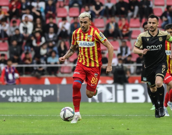 2021-2022 Süper Lig KAYSERİSPOR - YENİ MALATYASPOR 3-0 Maç Görseli