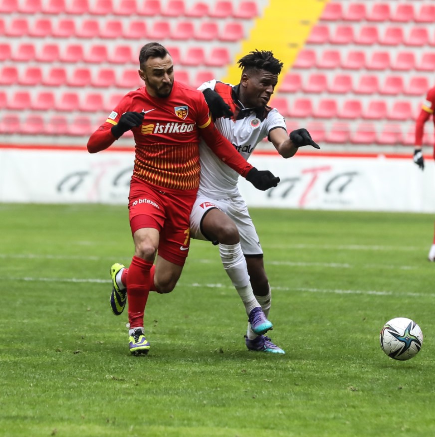 2021-2022 Hazırlık KAYSERİSPOR - GENÇLERBİRLİĞİ 1-0 Maç Görseli