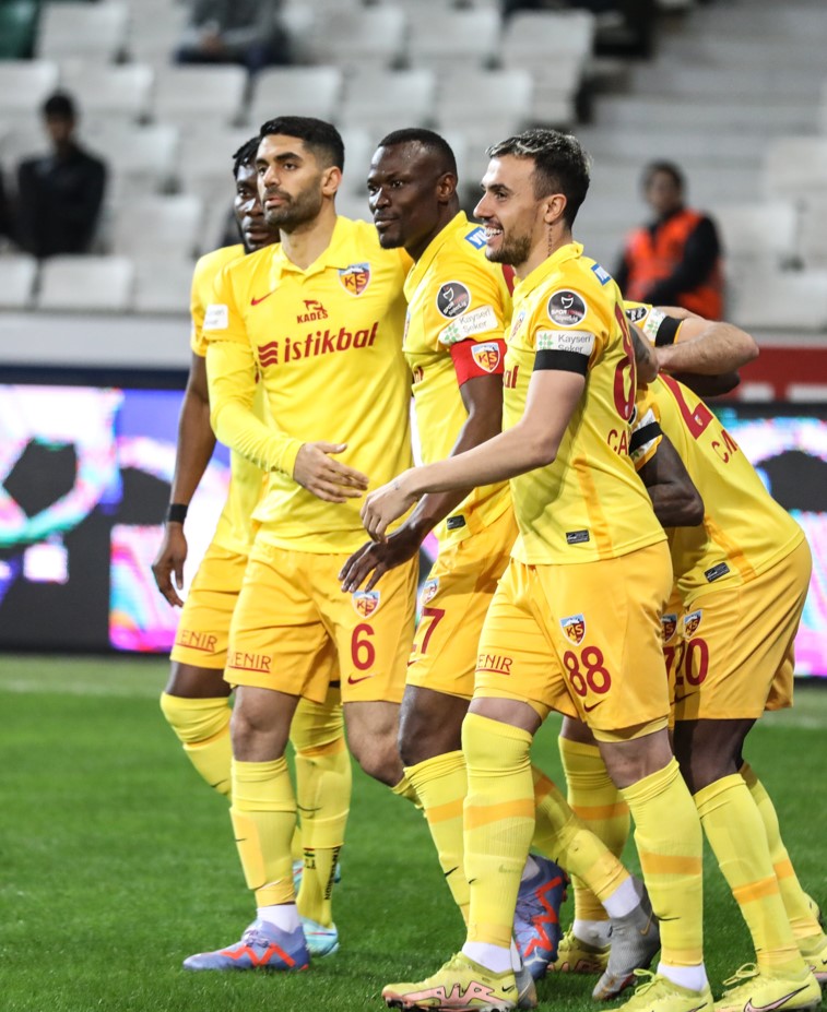 2022-2023 Süper Lig GİRESUNSPOR - KAYSERİSPOR 1-2 Maç Görseli