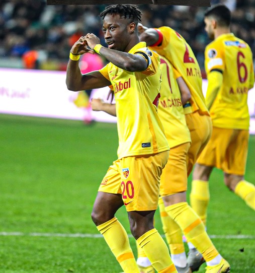 2022-2023 Süper Lig GİRESUNSPOR - KAYSERİSPOR 1-2 Maç Görseli