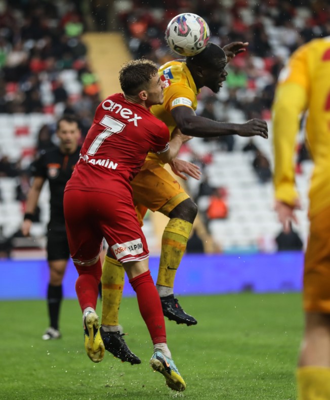 2022-2023 Süper Lig ANTALYASPOR - KAYSERİSPOR 4-0 Maç Görseli