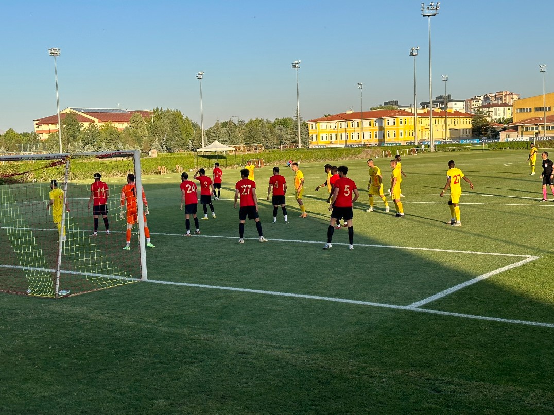 2023-2024 Hazırlık KAYSERİSPOR - GENÇLERBİRLİĞİ 1-0 Maç Görseli