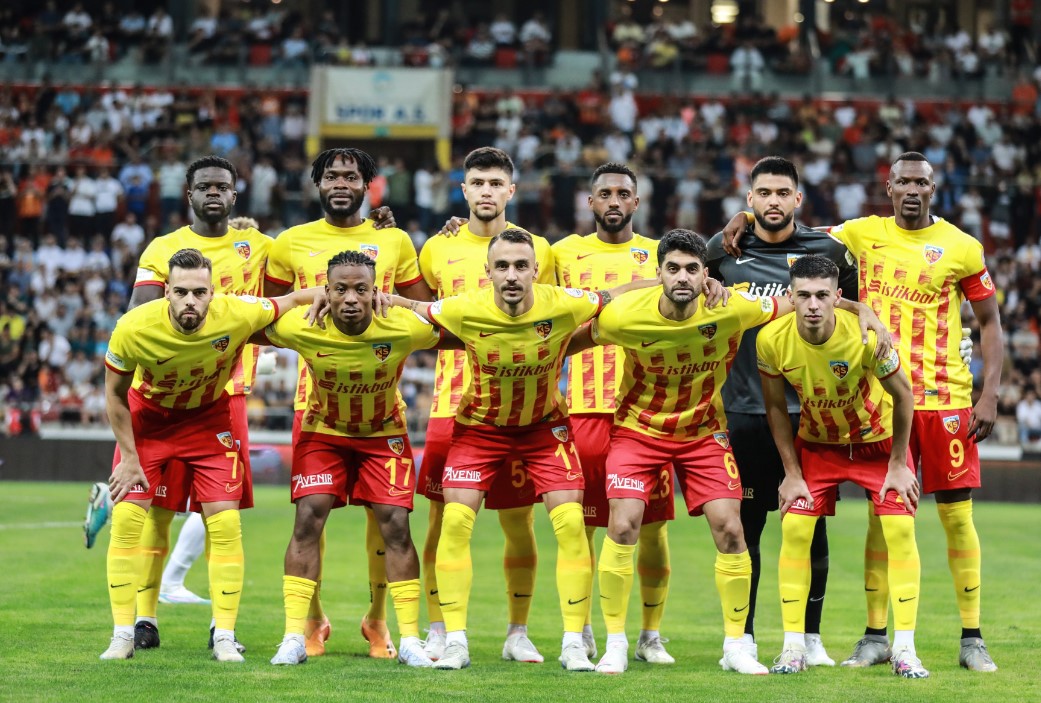 2023-2024 Süper Lig KAYSERİSPOR - GALATASARAY 0-0 Maç Görseli
