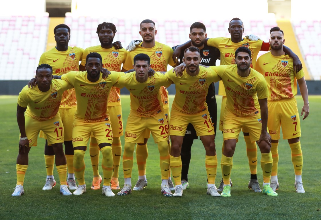 2023-2024 Hazırlık SİVASSPOR - KAYSERİSPOR 2-2 Maç Görseli