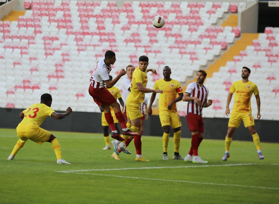2023-2024 Hazırlık SİVASSPOR - KAYSERİSPOR 2-2 Maç Görseli