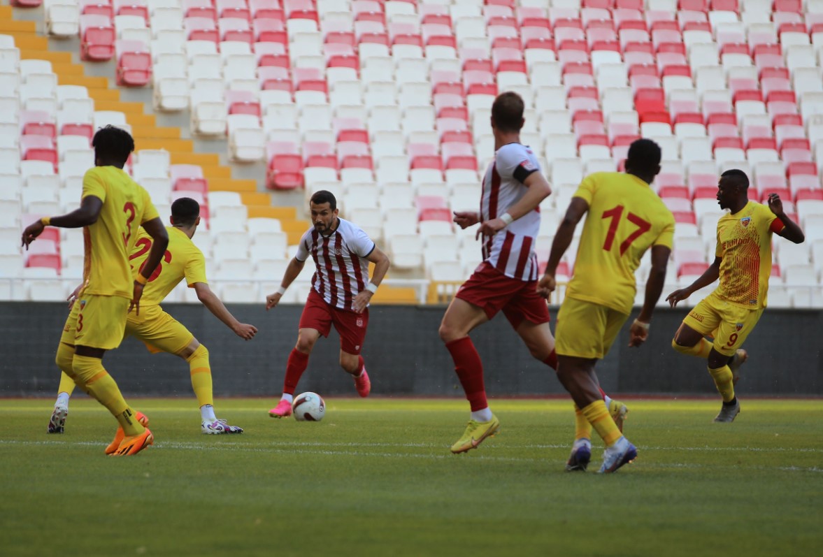 2023-2024 Hazırlık SİVASSPOR - KAYSERİSPOR 2-2 Maç Görseli