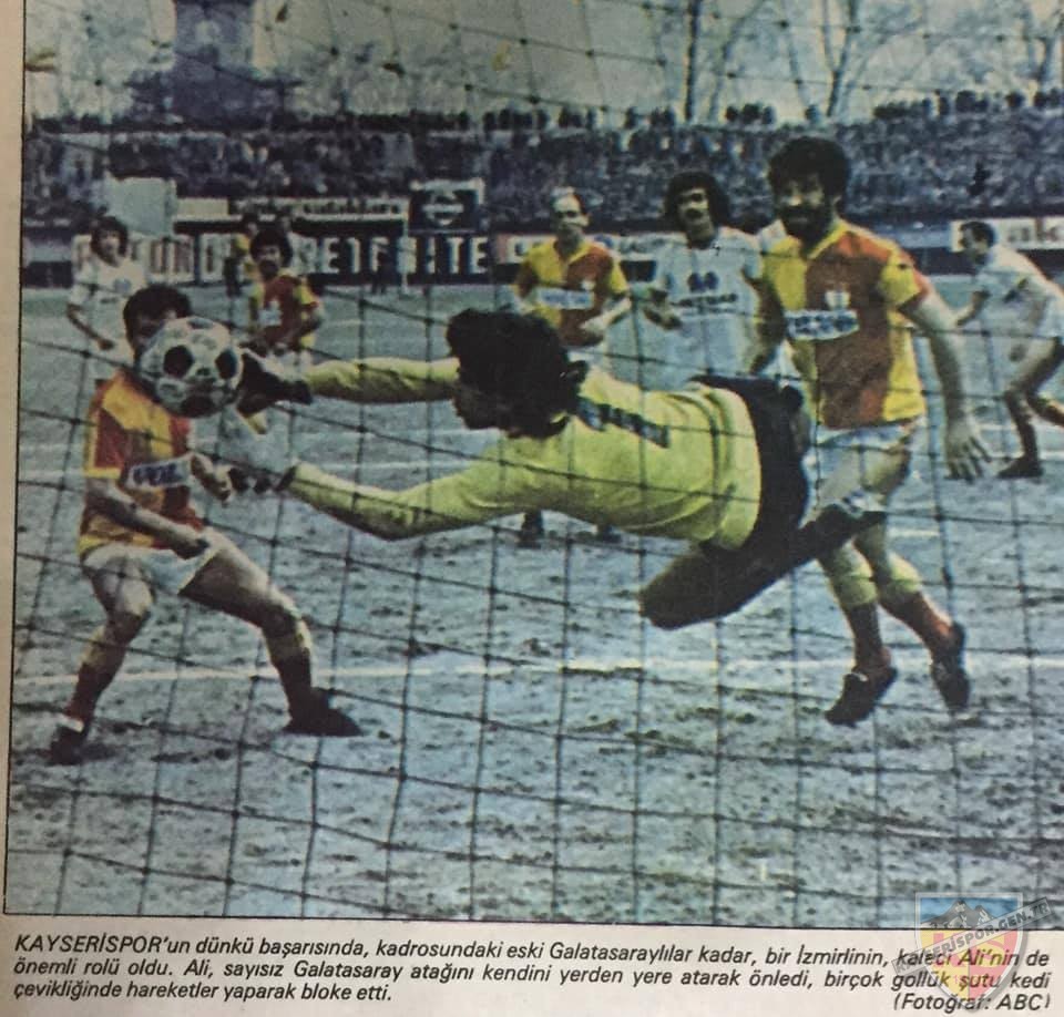 1977-1978 T. Kupası GALATASARAY - KAYSERİSPOR 0-1 Maç Görseli
