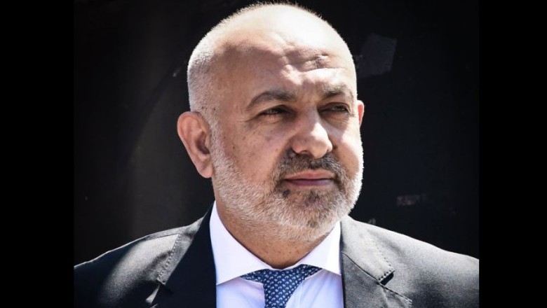 Ali Çamlı Kimdir?