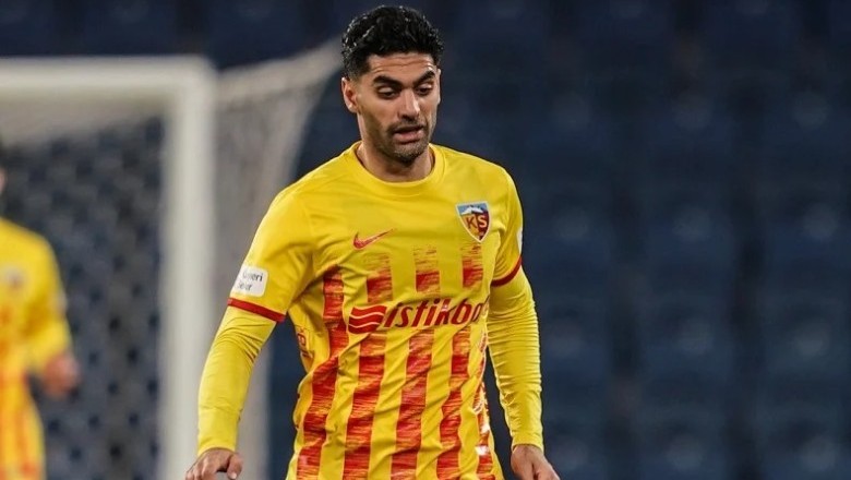 Kayserispor'da ayrılık: İranlı Ali Karimi sözleşmesini feshetti